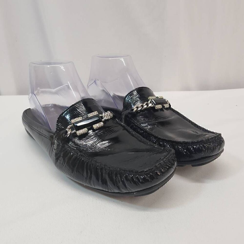 Stuart Weitzman Size 8.5 Patent Leather Chain-Link Accents Mules D